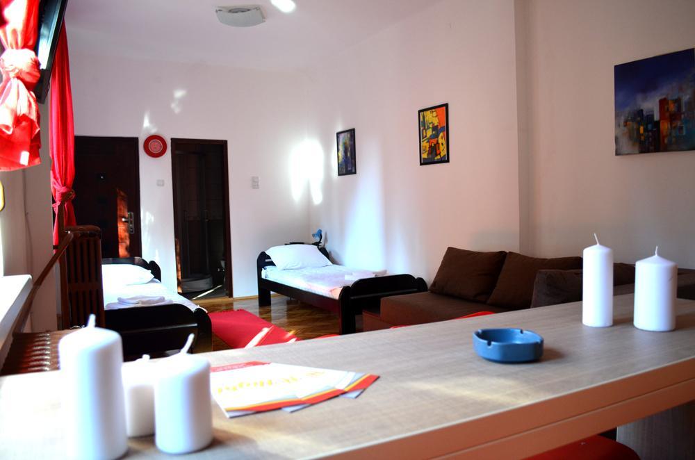 Apartmants Night Lux Ni Zimmer foto